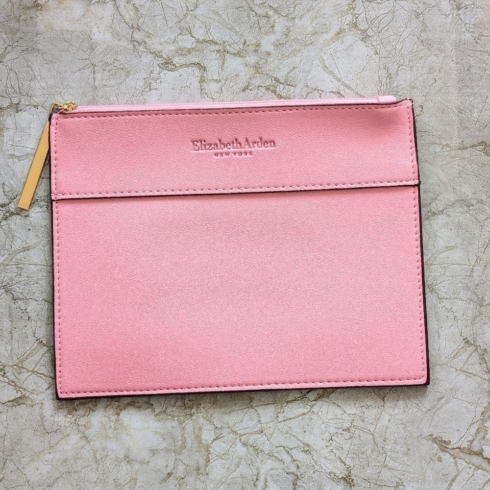 Brand New Elizabeth Arden New York Makeup Pouch